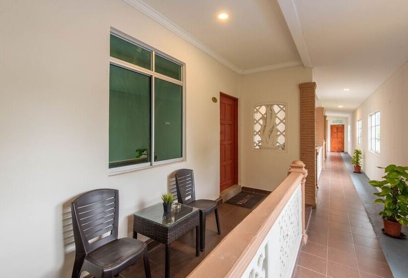 فندق على الطريق Cenang Memories Langkawi