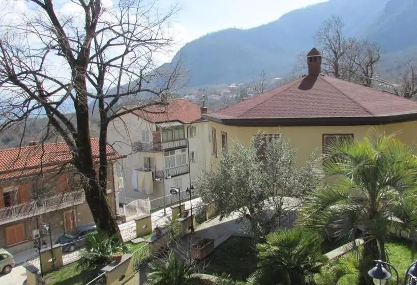 هتل Al Palazzetto Set Fair