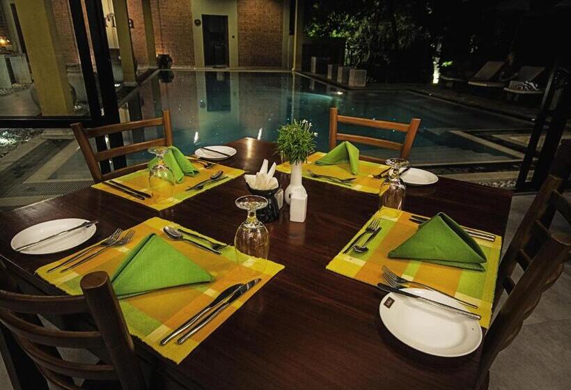 فندق Arika Villa