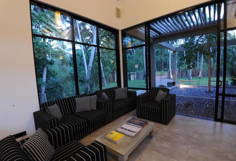 فندق Arika Villa