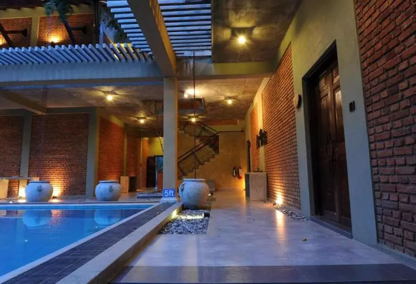 Отель Arika Villa