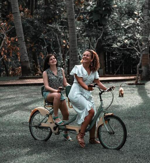 فندق Arika Villa