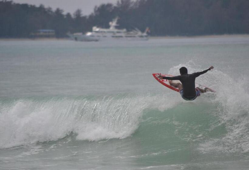Отель Baan Andaman Sea Surf