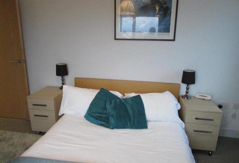 ホテル Cheltenham Luxury Apartments