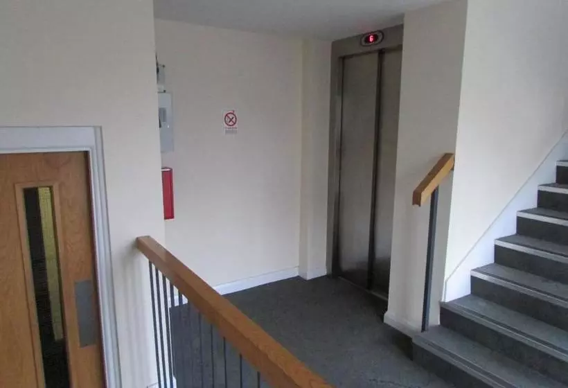 ホテル Cheltenham Luxury Apartments