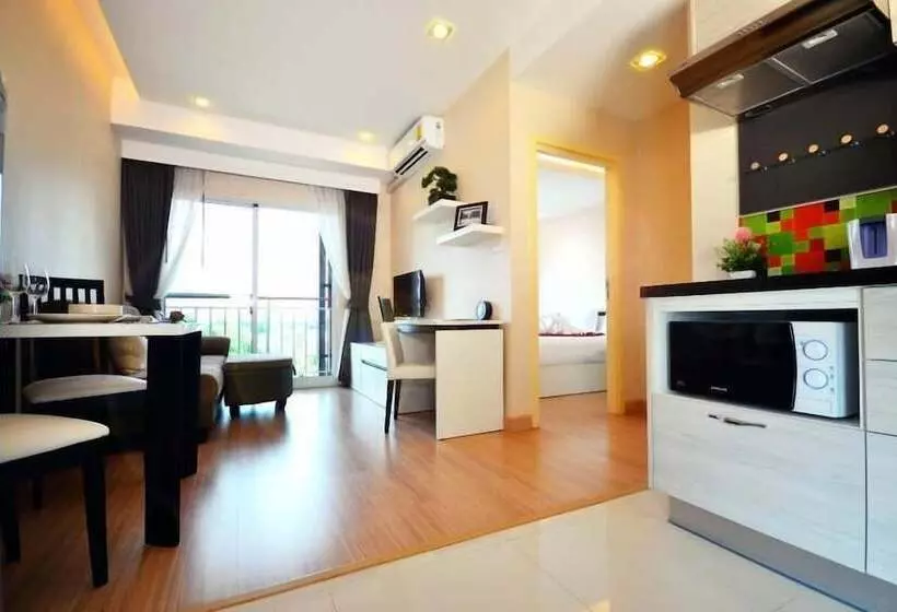 هتل De Richy Chiangmai