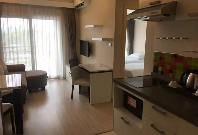 هتل De Richy Chiangmai