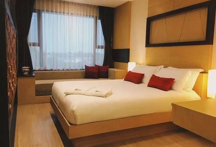 هتل De Richy Chiangmai