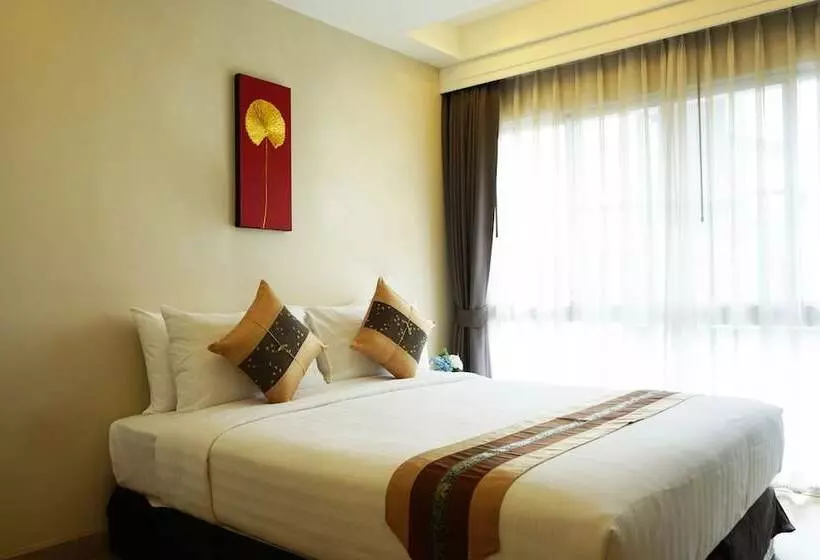 هتل De Richy Chiangmai