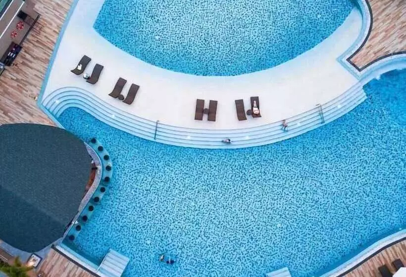 هتل De Richy Chiangmai