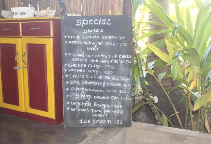 هتل Devocean Eco Adventure Lodge