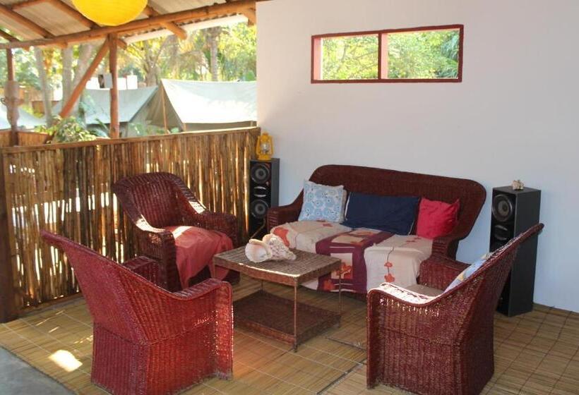 酒店 Devocean Eco Adventure Lodge