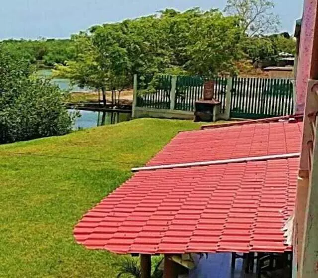 Hotel Laguna Encantada