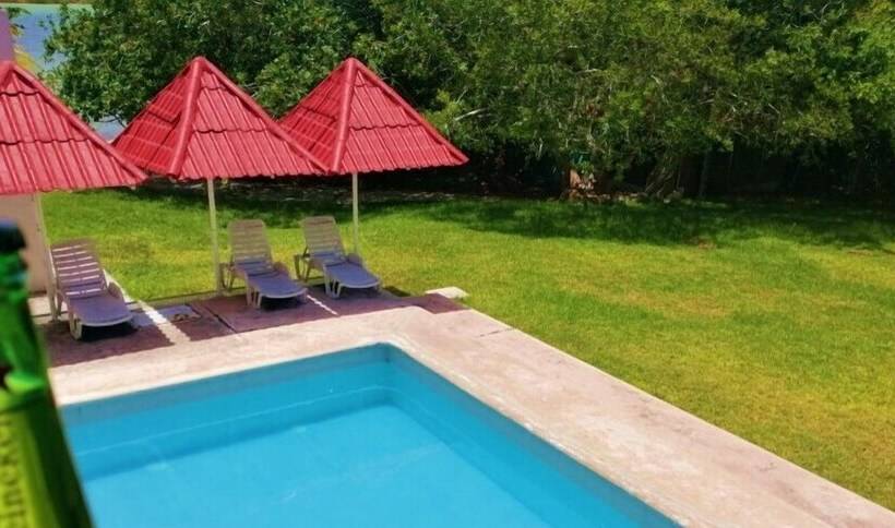 فندق Laguna Encantada