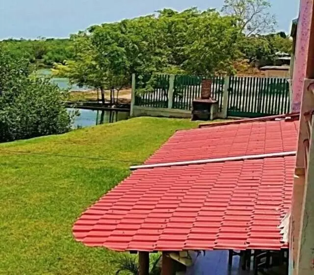 Hotel Laguna Encantada