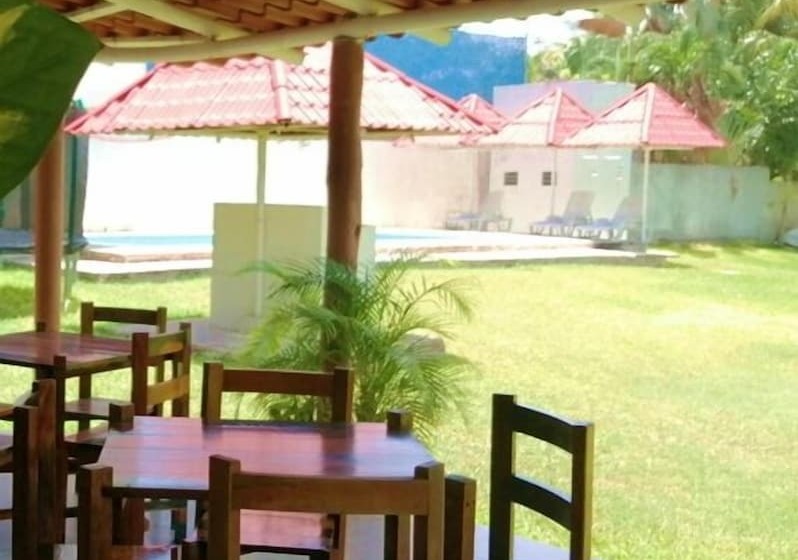 فندق Laguna Encantada