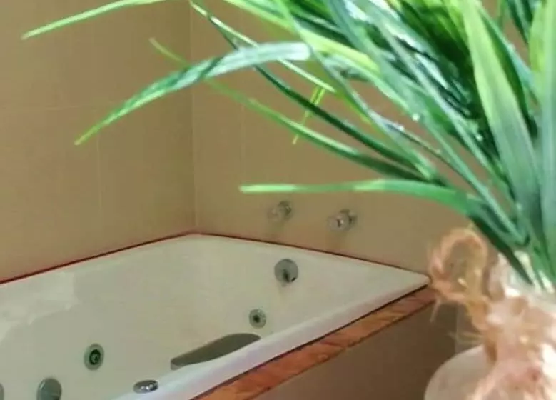 Hotel Laguna Encantada