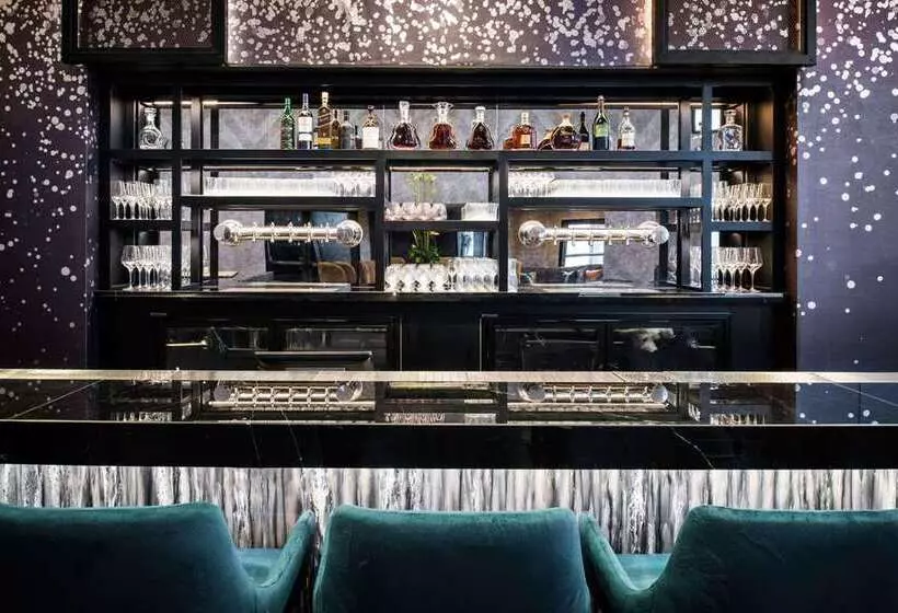 Szálloda Londonhouse Chicago Curio Collection By Hilton