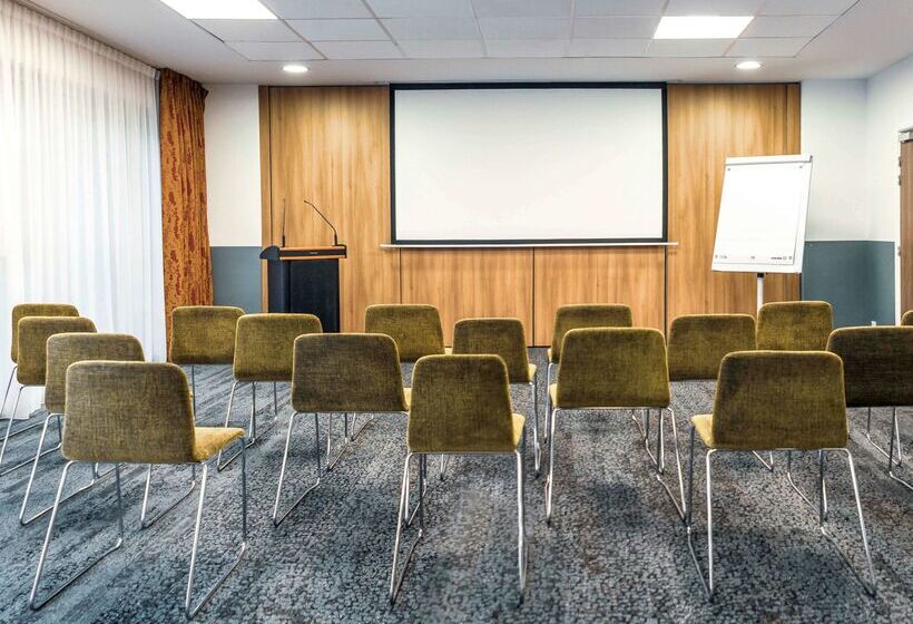 Отель Mercure Belfort Centre