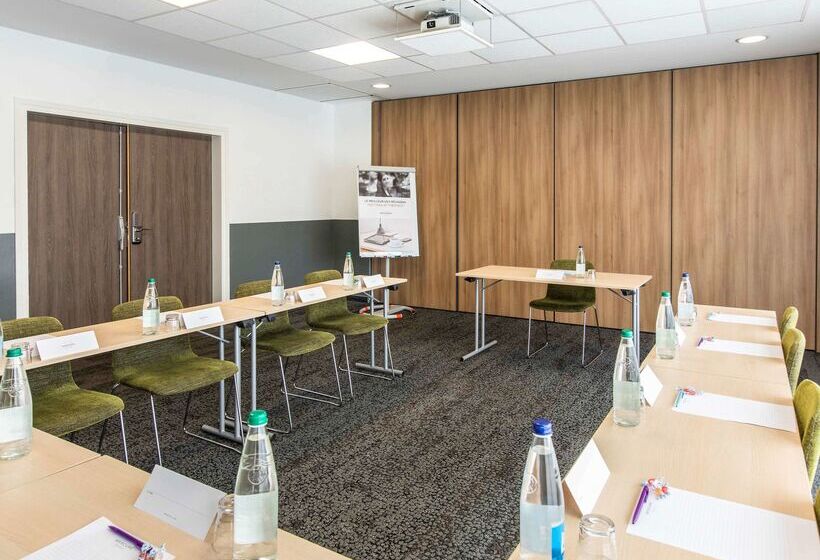 Отель Mercure Belfort Centre