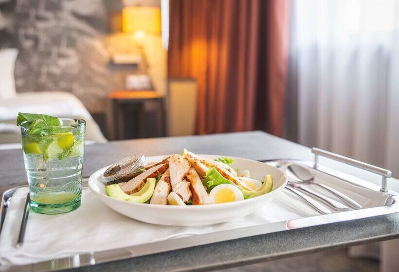 Отель Mercure Belfort Centre