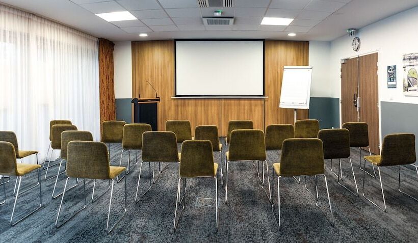 Отель Mercure Belfort Centre