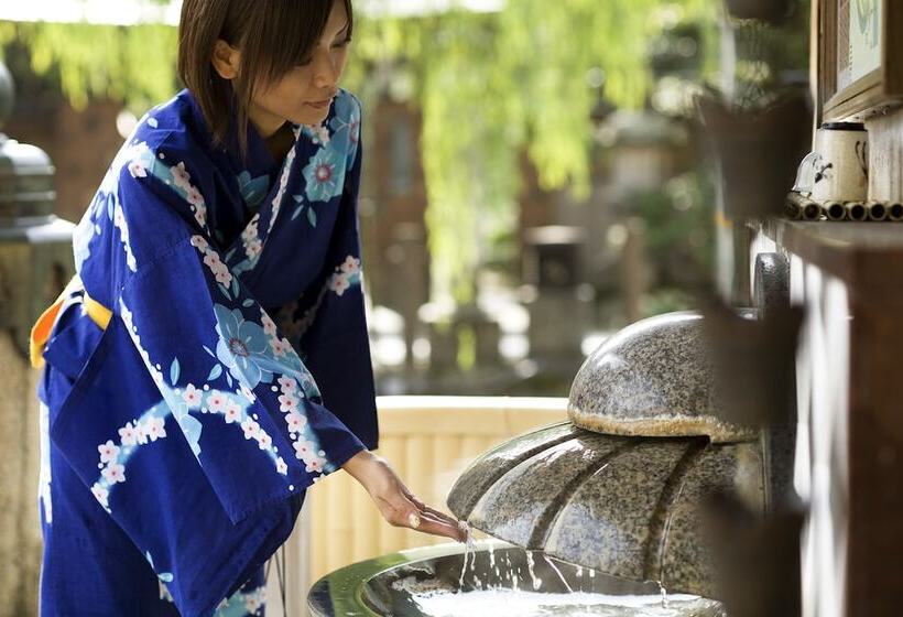 בית מלון כפרי Mikuniya