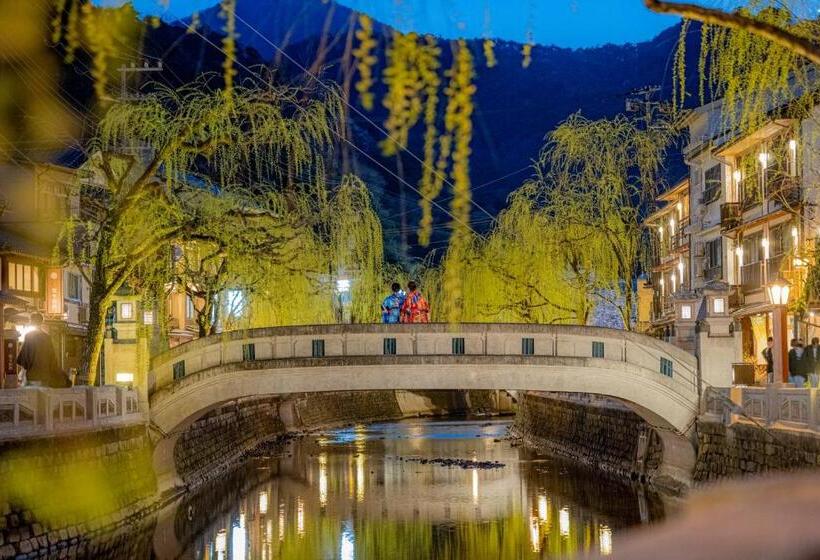 בית מלון כפרי Mikuniya