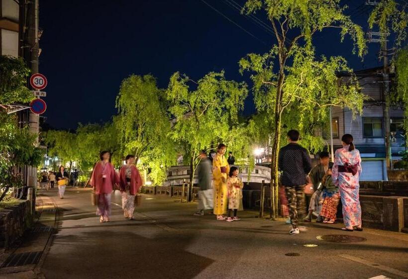 בית מלון כפרי Mikuniya