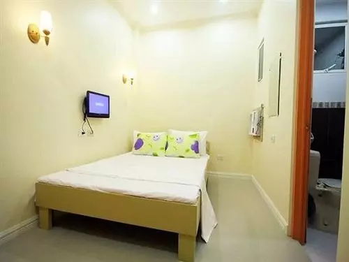 Отель Piazza Luna Tower