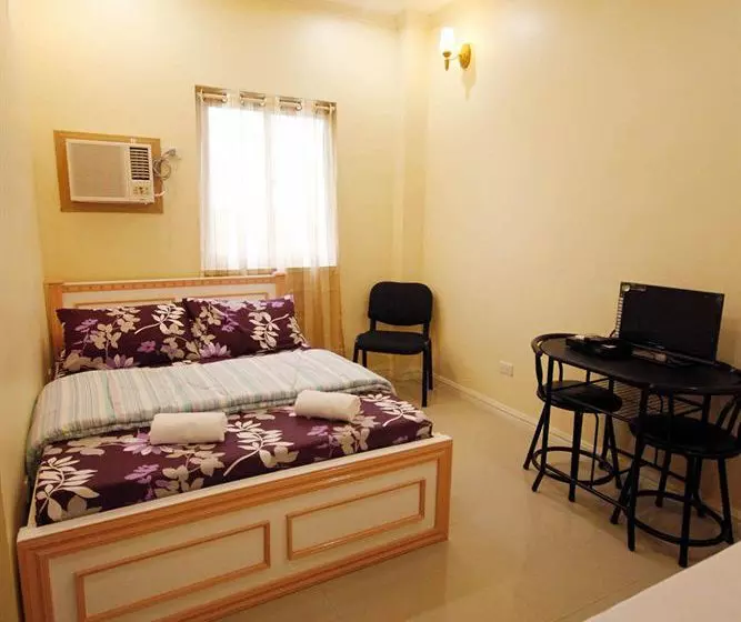 Отель Piazza Luna Tower