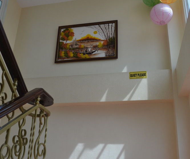 ホテル Piazza Luna Tower