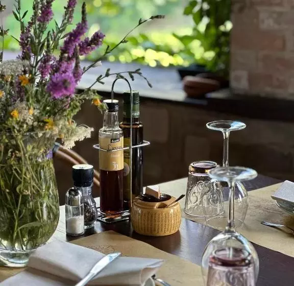 فندق ريفى Agriturismo Antica Torre