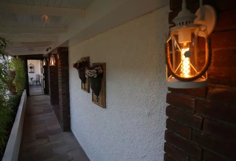 Hotel S3 Orange Exclusive