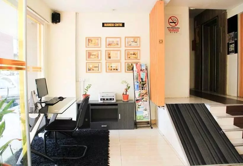 هتل Shervinton Executive Boutique