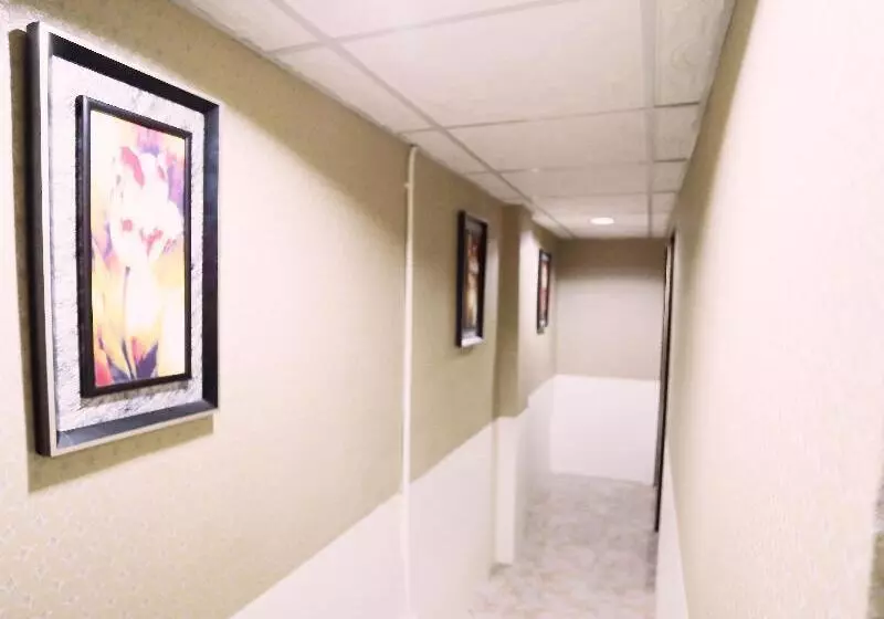 בית מלון כפרי Sukhumvit 20 Guest House