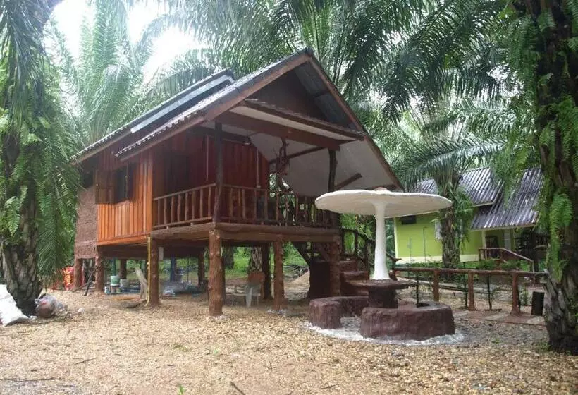 Khaosok Palmview Resort