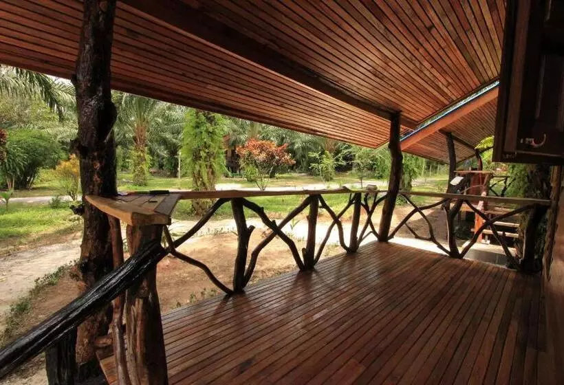 Khaosok Palmview Resort