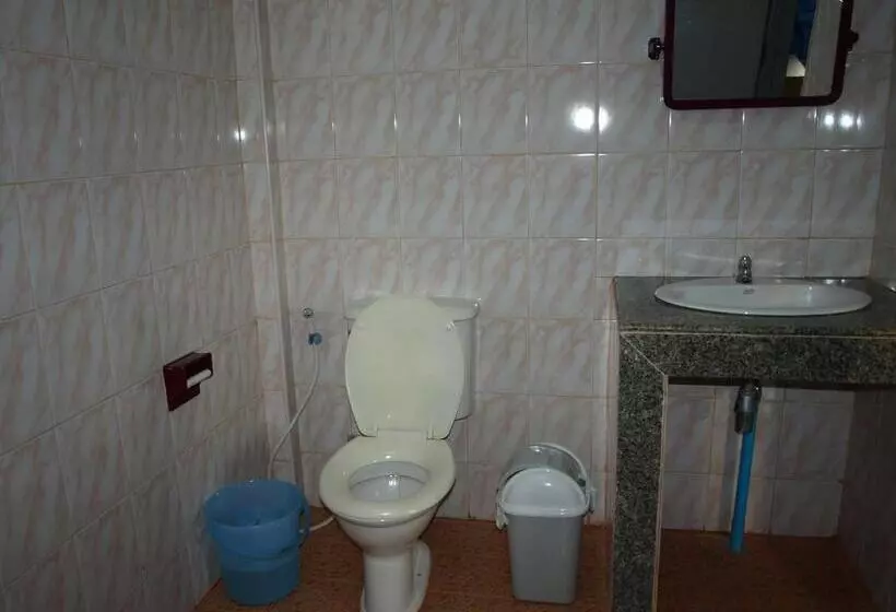 Khaosok Palmview Resort