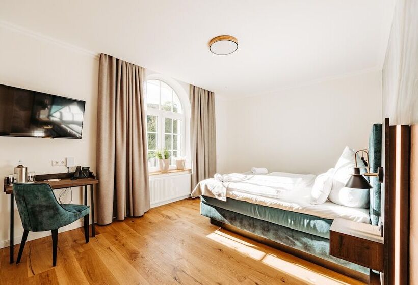 Schlosshotel Brilon Wald