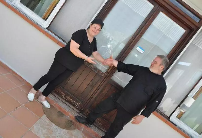 Hotelli Agriturismo Borgo Baldassarre