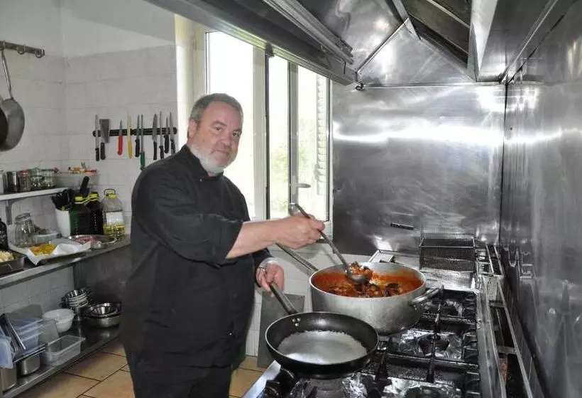 Hotelli Agriturismo Borgo Baldassarre
