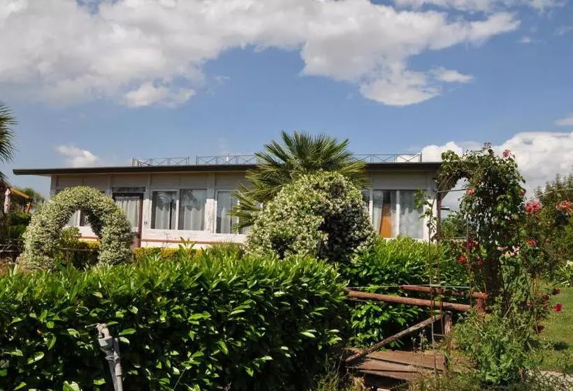 Hotelli Agriturismo Borgo Baldassarre