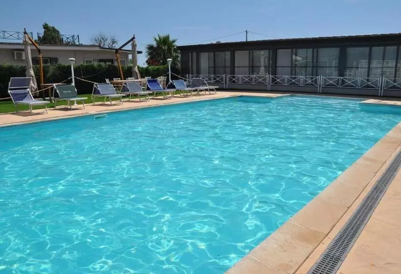 Hotelli Agriturismo Borgo Baldassarre