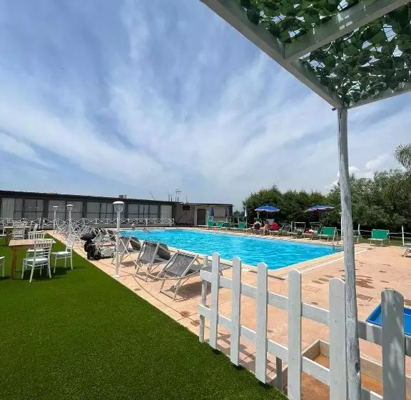 Hotelli Agriturismo Borgo Baldassarre