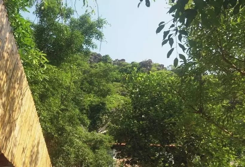 هتل Hang Mua Eco Garden