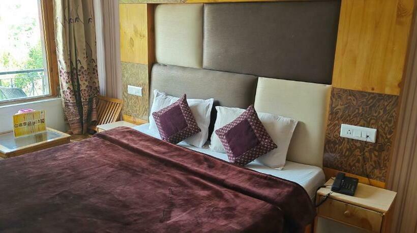 Royal Regency   In City Center