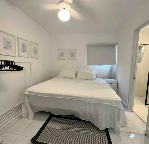 ベッドアンドブレックファースト Casa Rosada Rooms Available For Rent