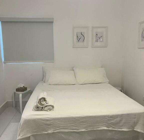 تختخواب و صبحانه Casa Rosada Rooms Available For Rent