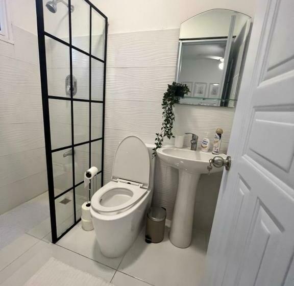 تختخواب و صبحانه Casa Rosada Rooms Available For Rent